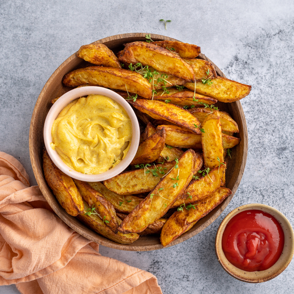 https://www.justspices.co.uk/media/recipe/Bratkartoffel_Gewuerz_Riesen_Potato_Wedges_mit_Dip-3.jpg