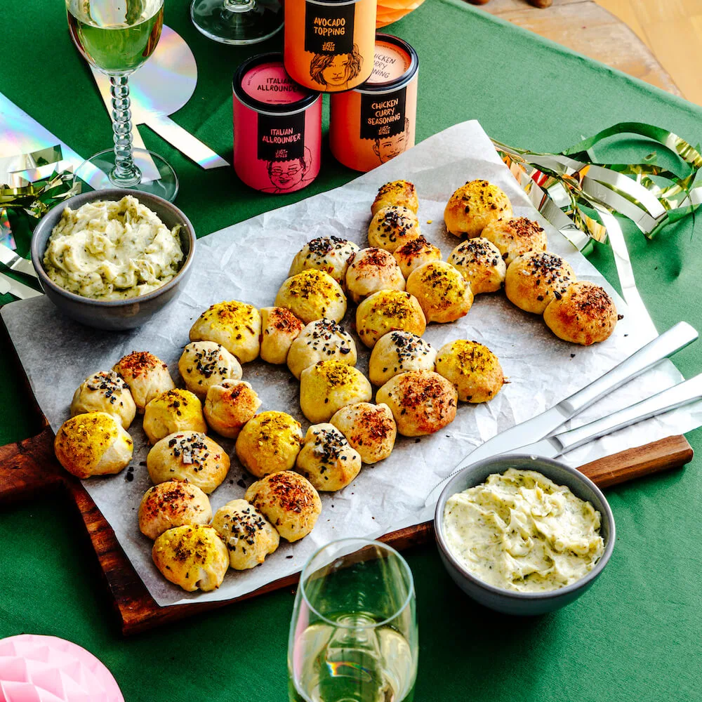 Tear-and-Share Bread with Garlic Butter