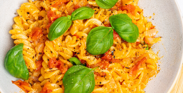 Creamy tomato fusilli with Italian Allrounder from Just Spices